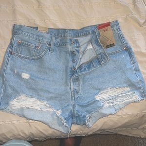 Levi’s NWT 501 Shorts